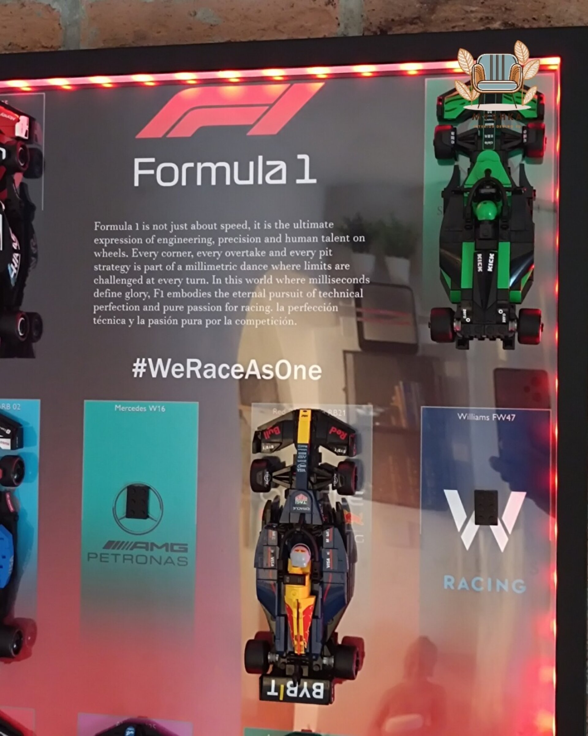 Marco Expositor Lego Speed Champions Formula 1 Rojo 50x70cm - 3